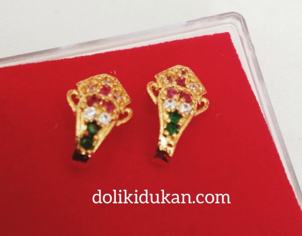 Multicolor Studs