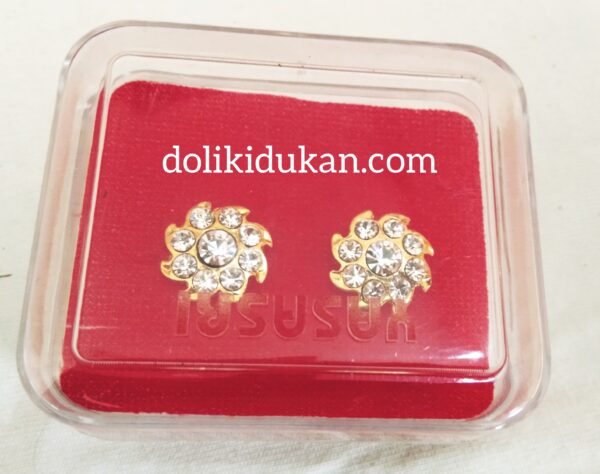 Multicolor Studs