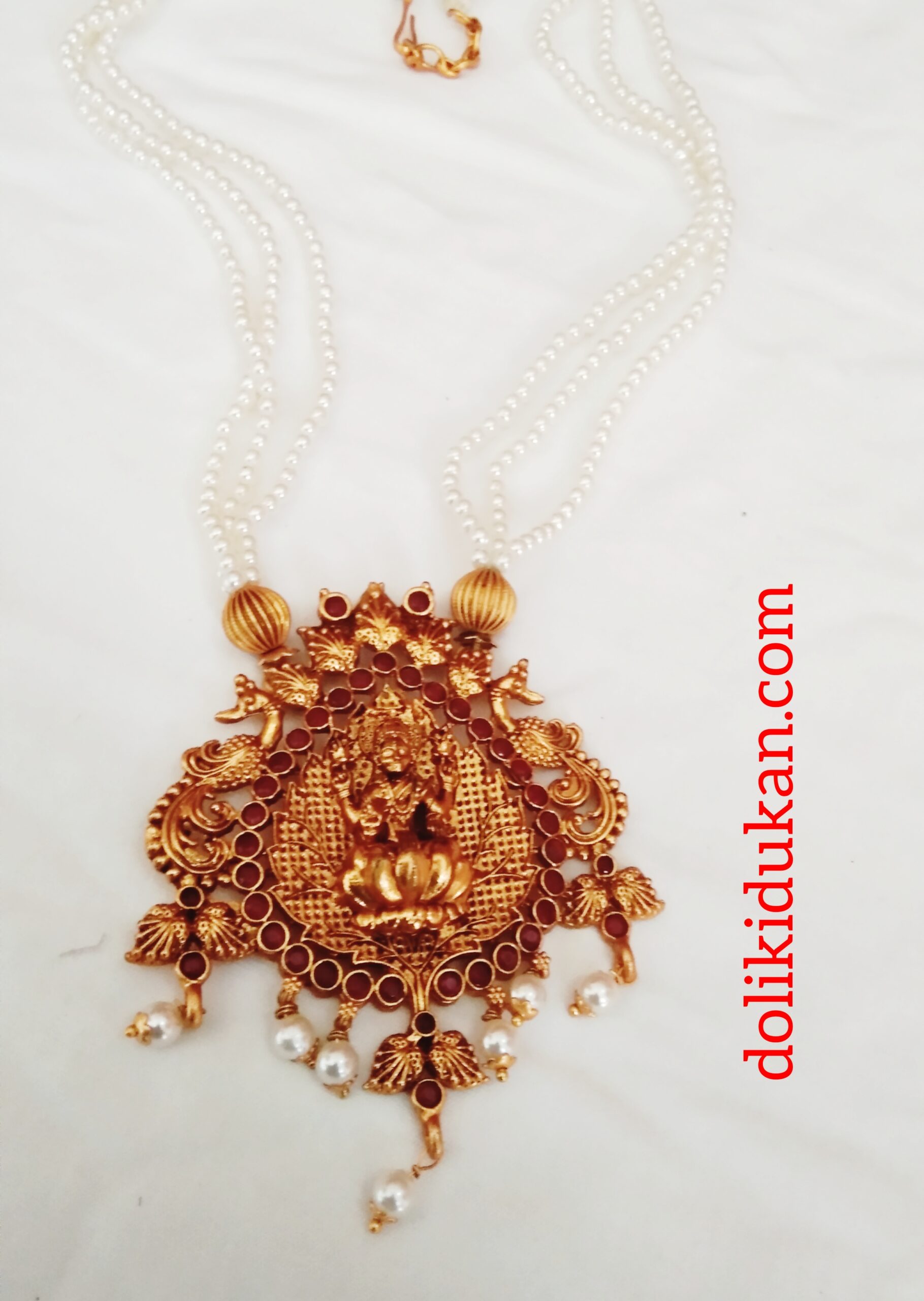 White Moti Laxmi Dollor Haar White Moti Laxmi Dollor Haar